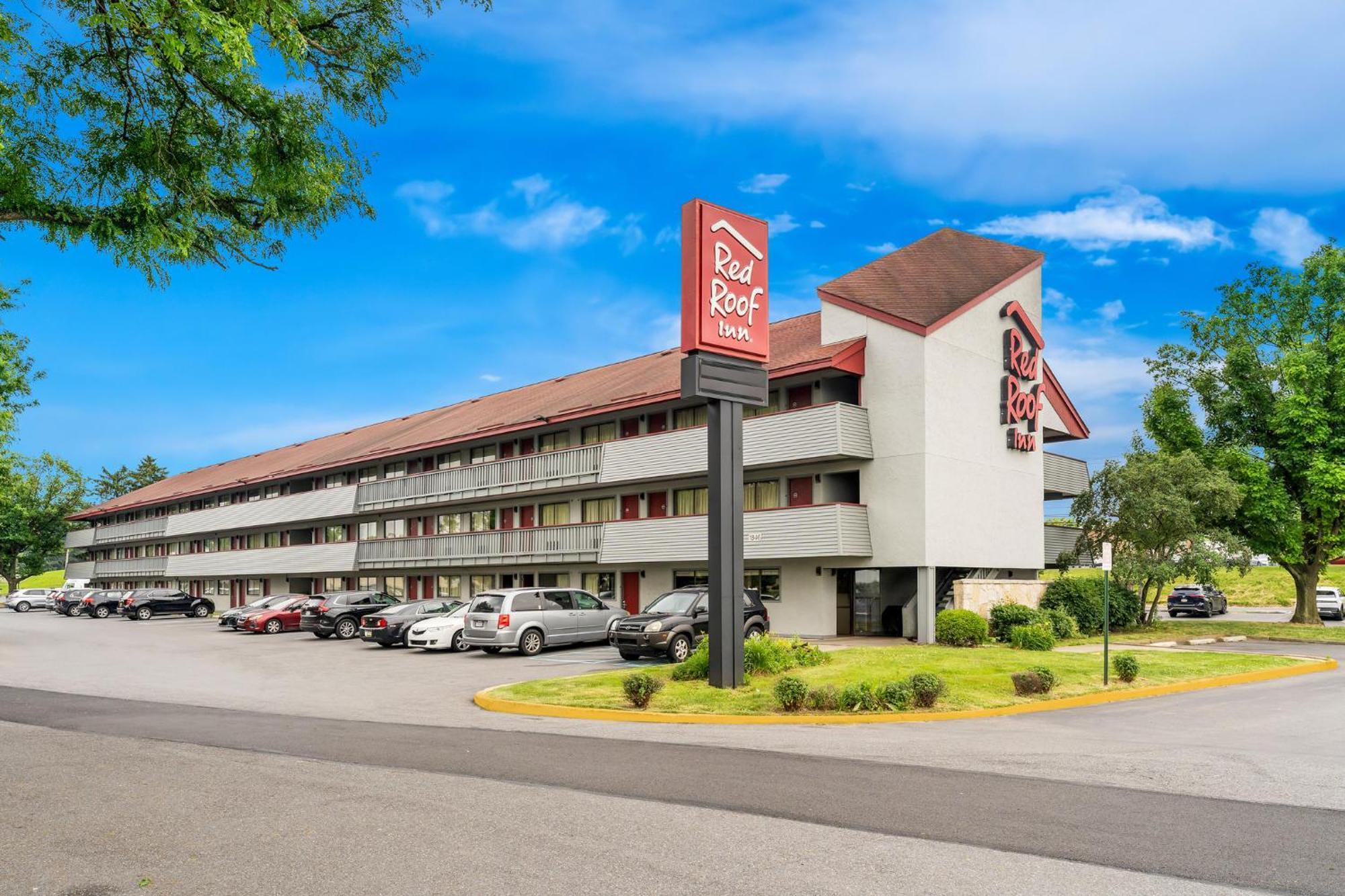 Red Roof Inn Allentown Airport Exterior photo