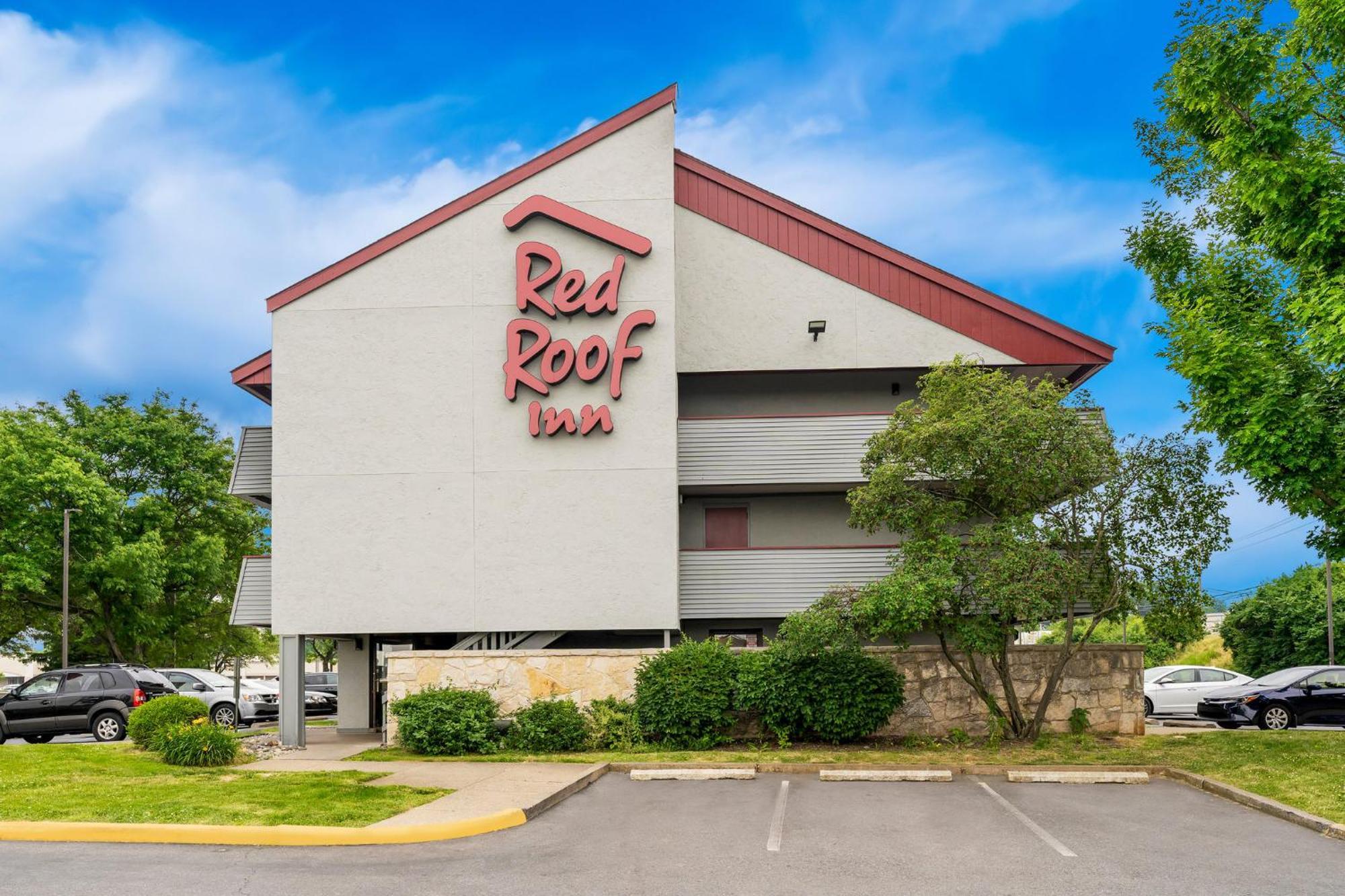 Red Roof Inn Allentown Airport Exterior photo